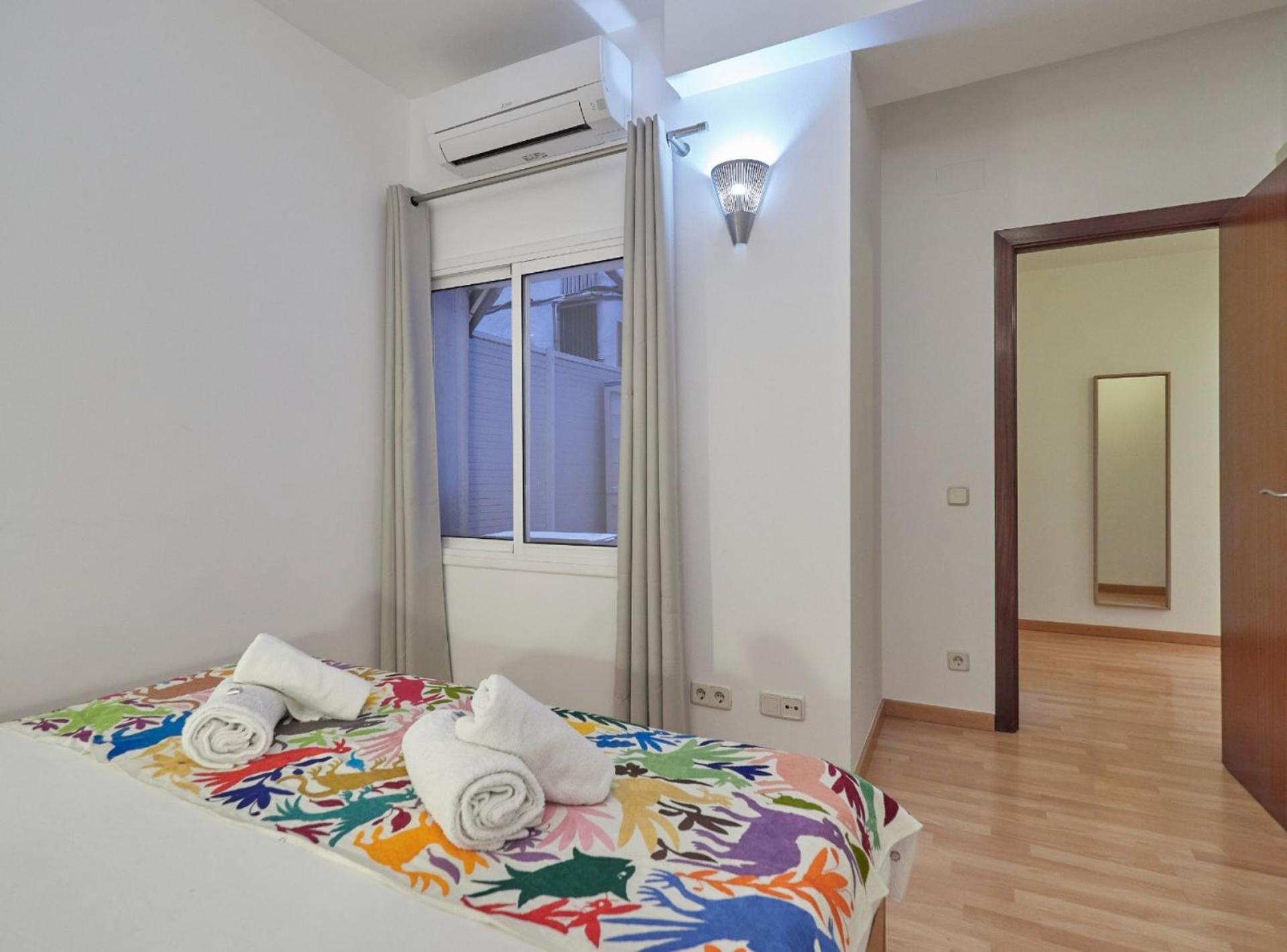 Sant Pau Barcelona Suites מראה חיצוני תמונה